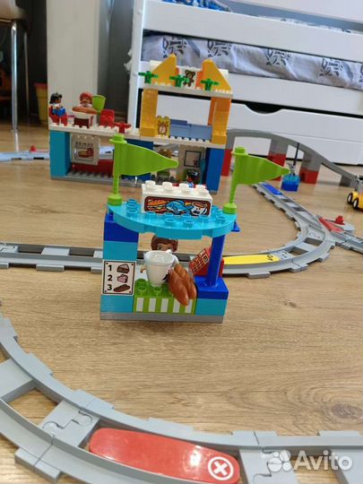 Lego duplo поезд