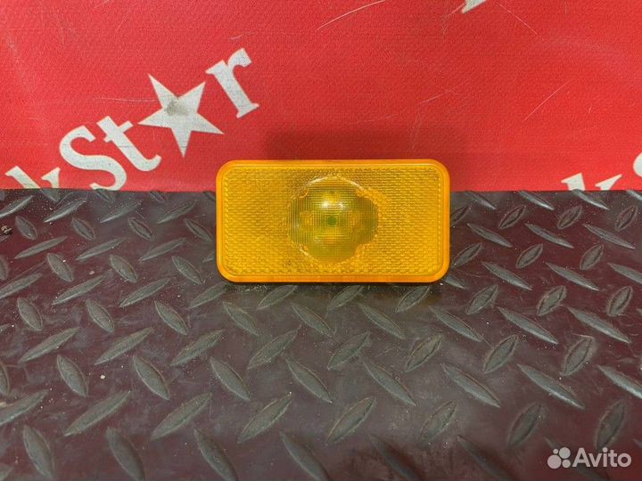 Фонарь габаритный Volvo FH