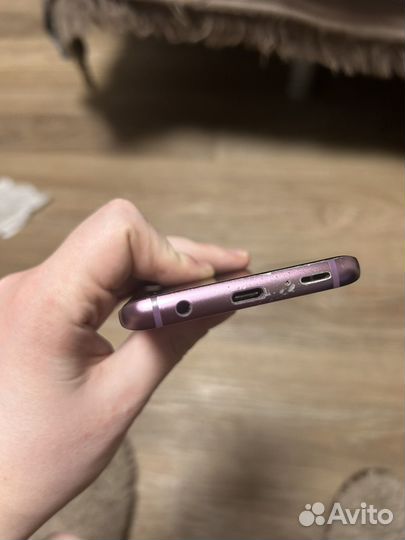 Samsung Galaxy S9, 4/64 ГБ