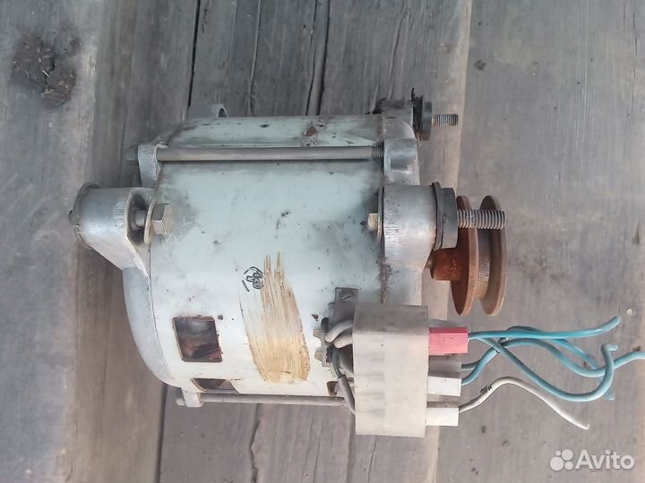 Электродвигатель от стиральной машины