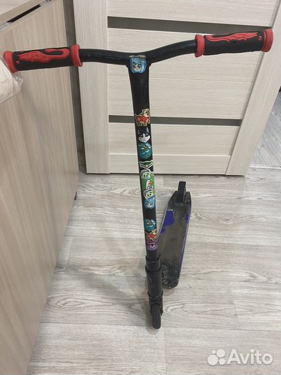 Трюковой самокат