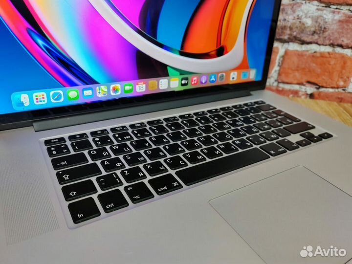 Макбук Apple с i7 и SSD256 для бизнеса Обмен