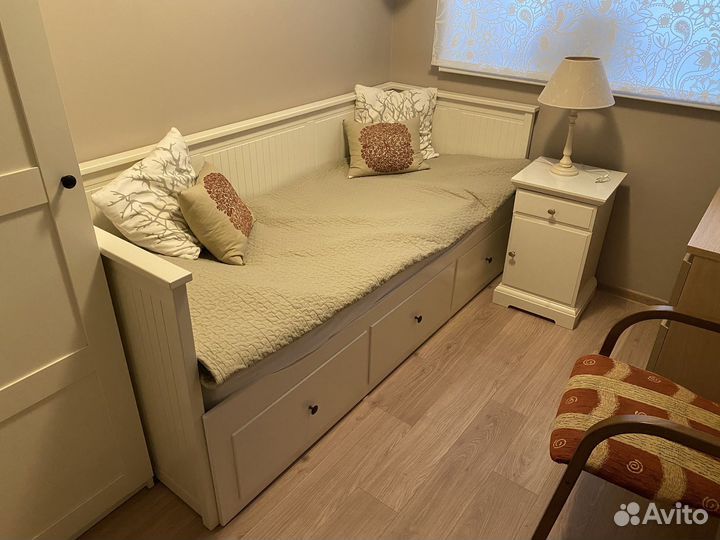 Кровать кушетка IKEA хемнэс