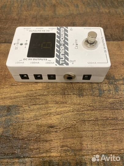 Тюнер для гитары