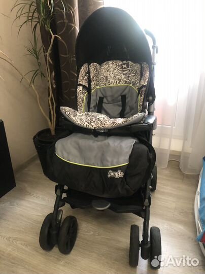 Прогулочная коляска