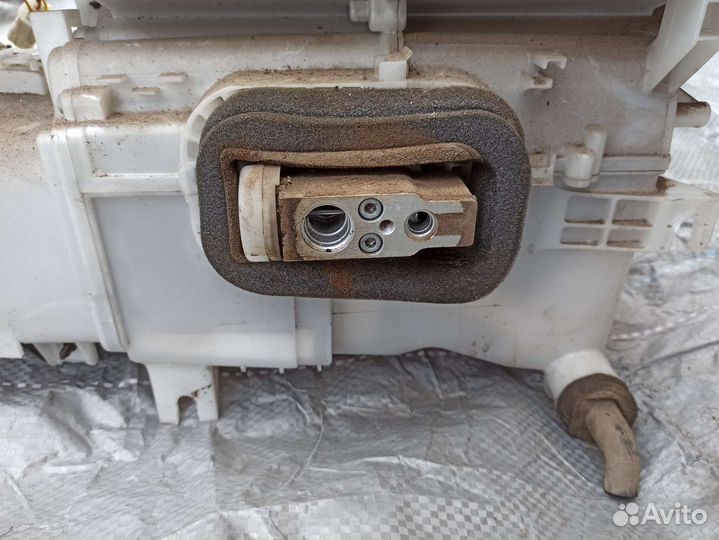 Корпус печки Ланцер 9