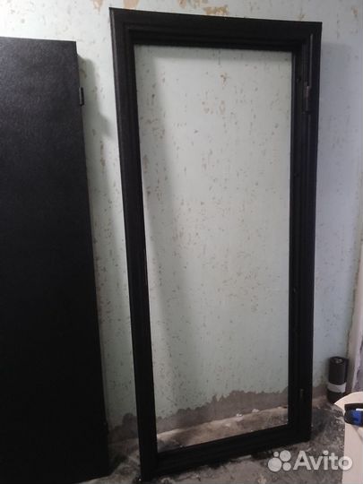 Дверь входная металлическая