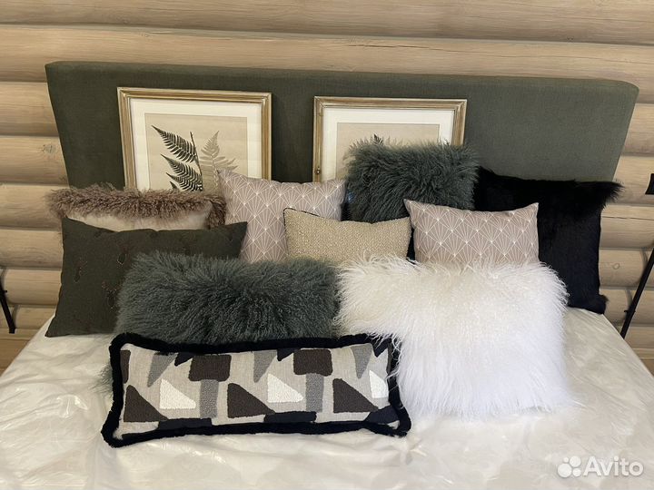 Меховая подушка