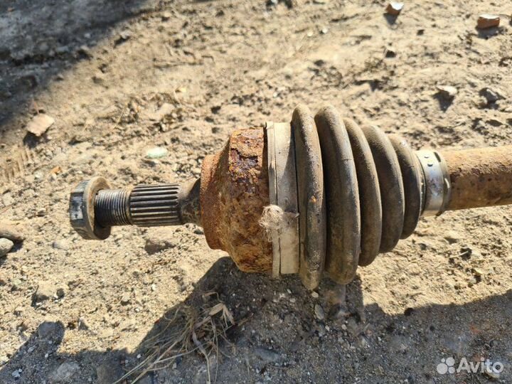 Привод Peugeot 308 хэтчбек 1.6 EP6 2008