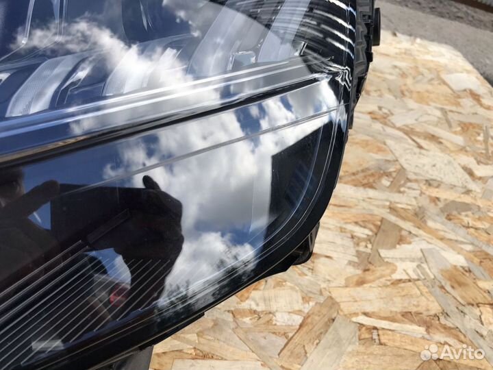 Фара левая Audi Q8 Full LED Matrix