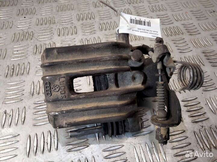 Задний левый суппорт Ауди A4B6