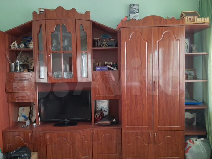 3-к. квартира, 100 м², 1/1 эт.