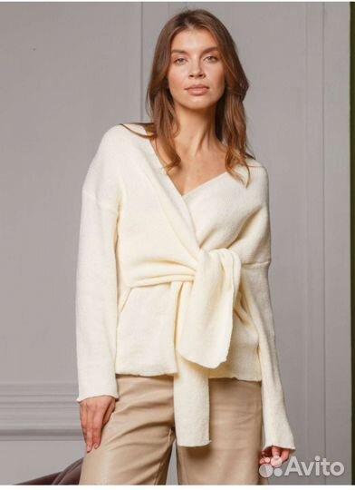 Свитер новый