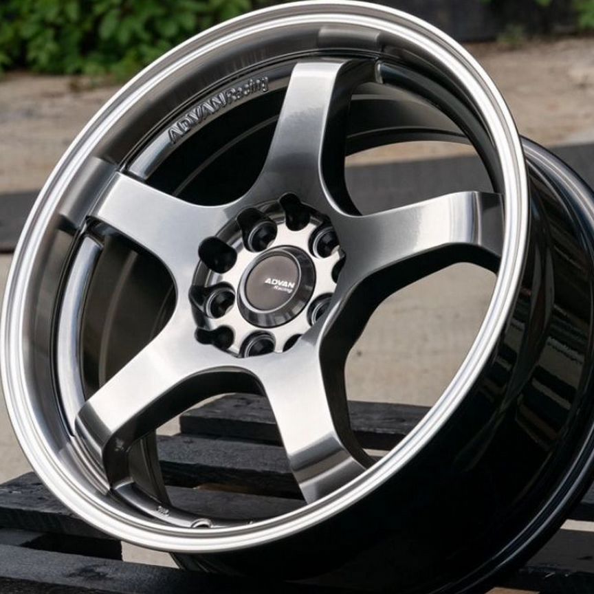 Литые диски Advan Racing GT Beyond 7×R16 5×114.3