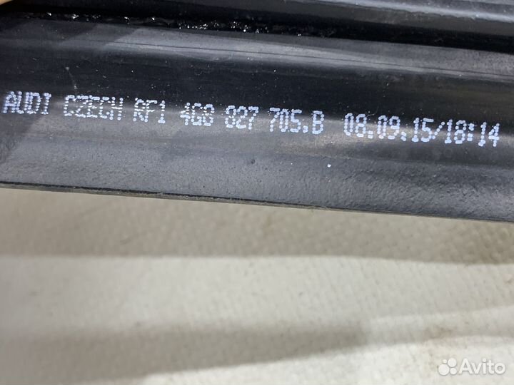 Уплотнитель багажника Audi A7 4G