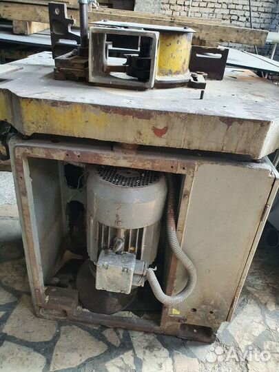 Станок фрезерный