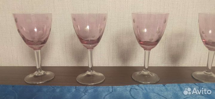 Рюмки розовые.Винтаж.Стекло