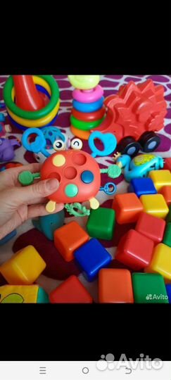 Игрушки для малышей пакетом