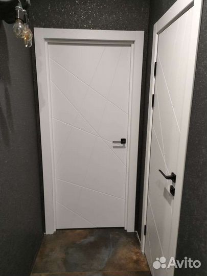 Двери межкомнатные новые белые