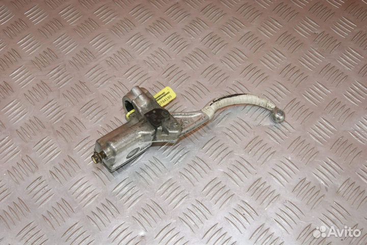 Машинка тормозная передняя Suzuki Intruder 400