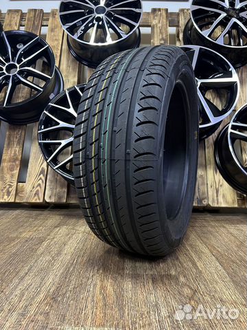 Viatti Strada Asimmetrico V-130 195/60 R15 88V