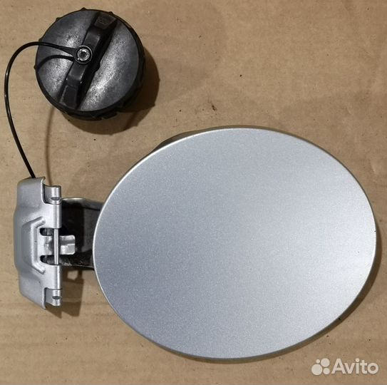 Лючок бензобака Mazda 6 (GH) 2007-2013 оригинал