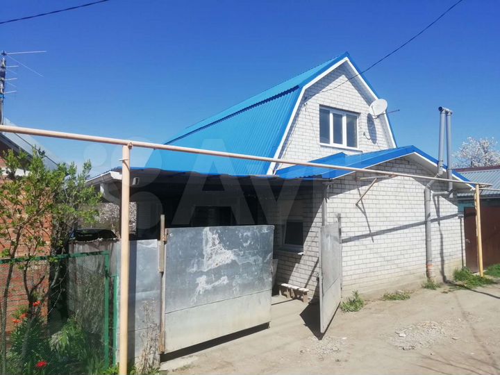 Дом 100 м² на участке 5 сот.