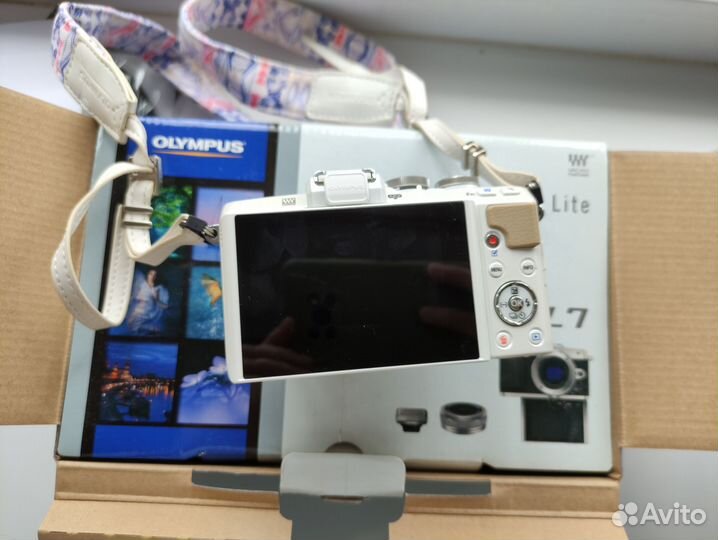 Фотоаппарат Olympus Pen Lite E-PL7