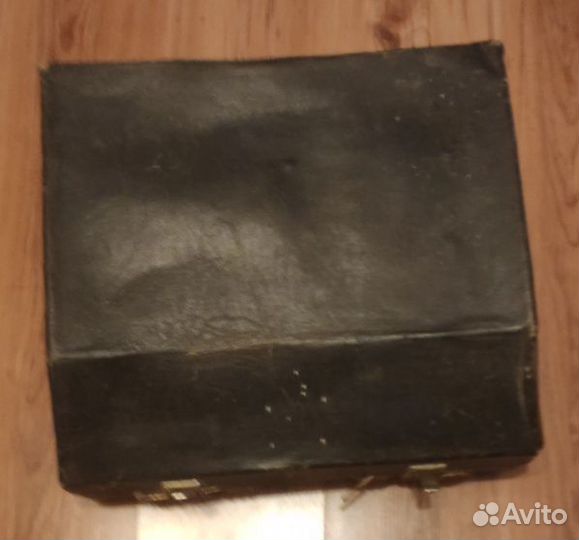 Футляр-чемодан