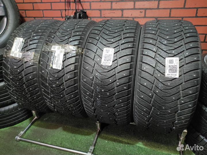 Yokohama Ice Guard IG65 275/45 R21 и 315/40 R21 110T