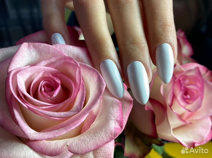 Маникюр, педикюр с покрытием гель-лак, наращивание