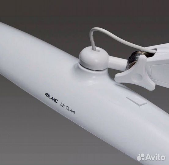 Светодиодная бестеневая LED-лампа на струбцине