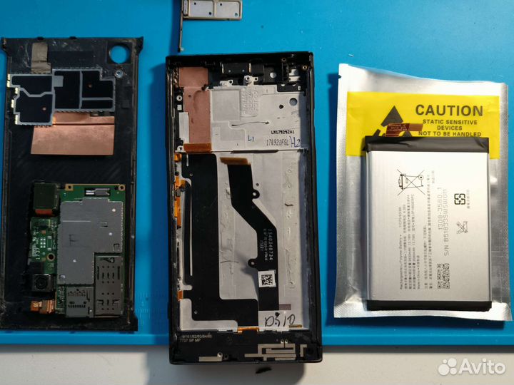 Sony Xperia XA1 plus на запчасти