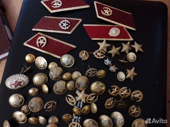 Петлица, пуговицы