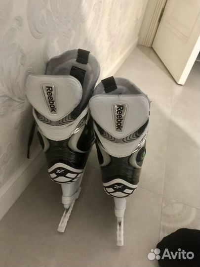 Продаю коньки Reebok white K