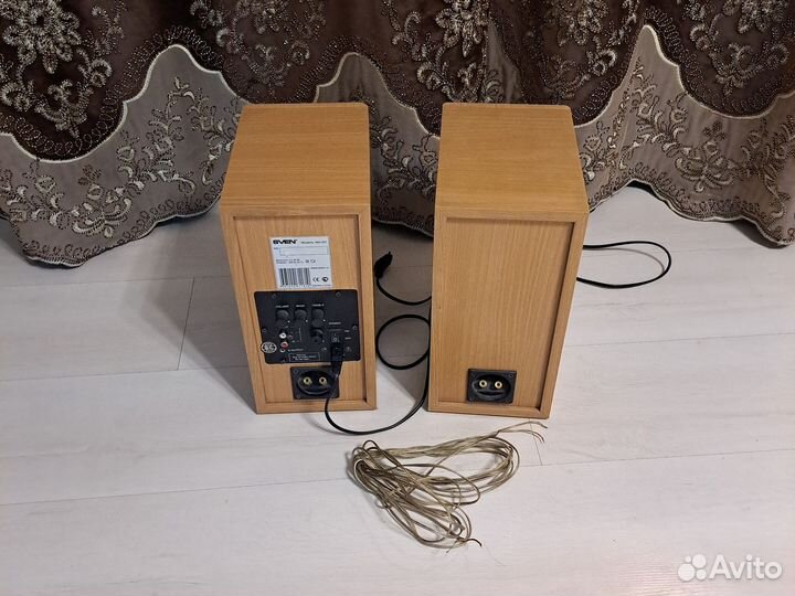 Компьютерные колонки sven