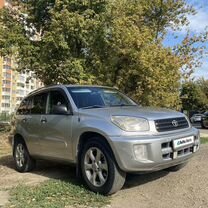 Toyota RAV4 2.0 AT, 2000, 300 000 км, с пробегом, цена 749 999 руб.