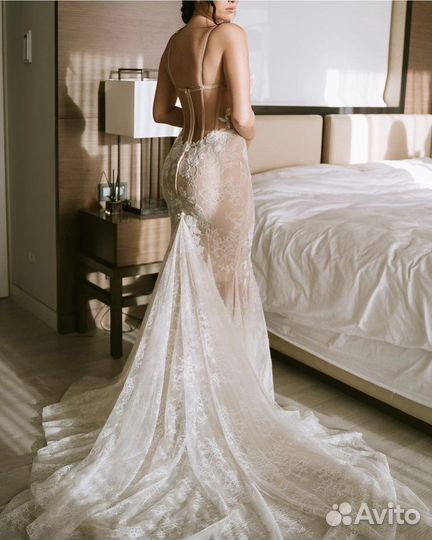 Пошив свадебных и вечерних платьев