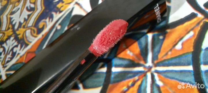 Chanelrouge allure gloss Блеск, помада