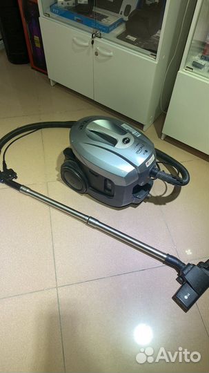 Пылесос LG V-C9551WNT 1500W