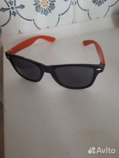 Очки солнечные