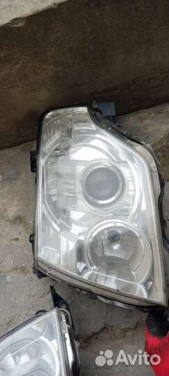 Фара на mitsubishi pajero 4 мицубиси паджеро