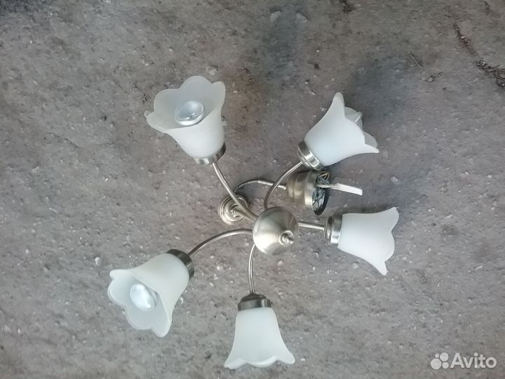 Люстра 5 рожков с лампами