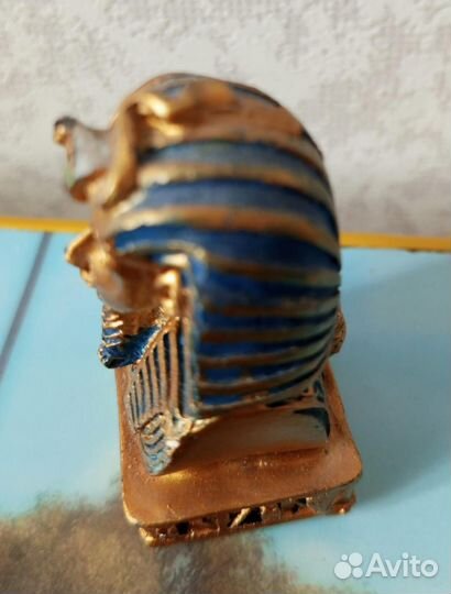 Статуэтка Фараона, привезенная из Египта