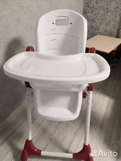 Стульчик для кормления babyton