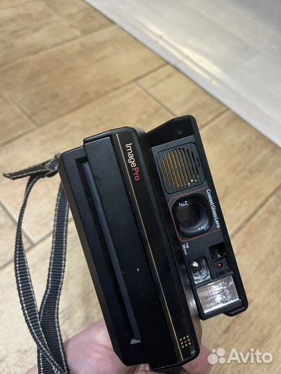 Плёночный фотоаппарат Polaroid