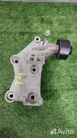 Кронштейн генератора Nissan Qashqai J11 2014