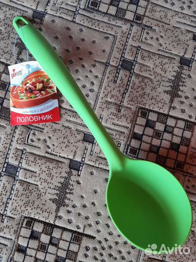 Половник пластик новый