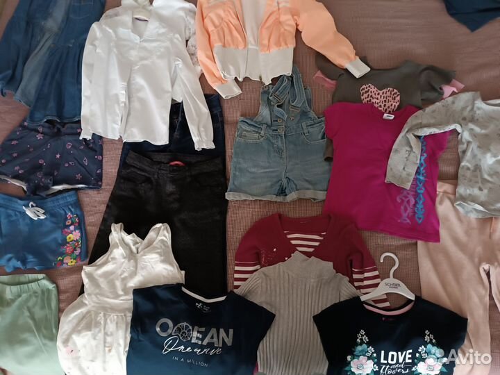 Одежда для девочки пакетом 134-140