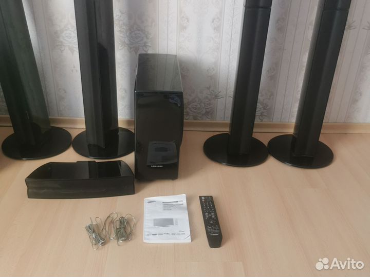 Акустические колонки от домашнего кинотеатра S